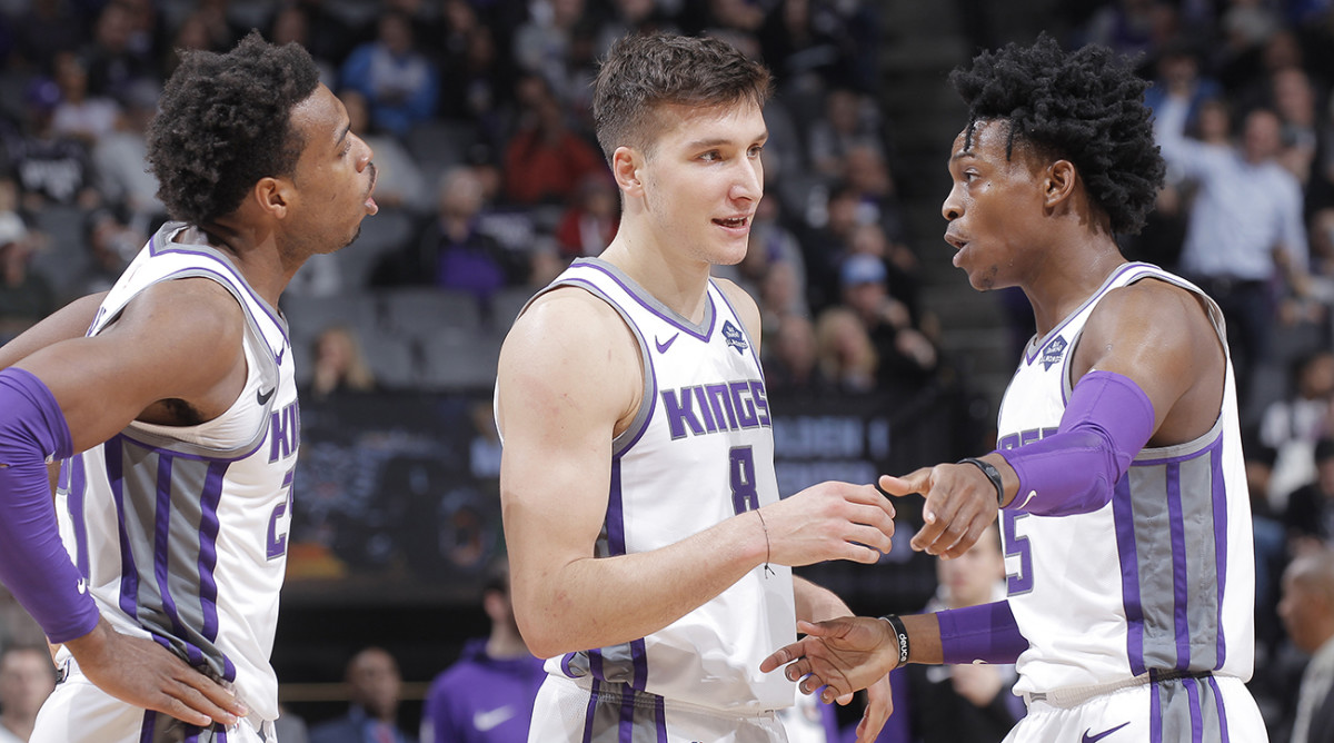deaaron-fox-kings-leading.jpg